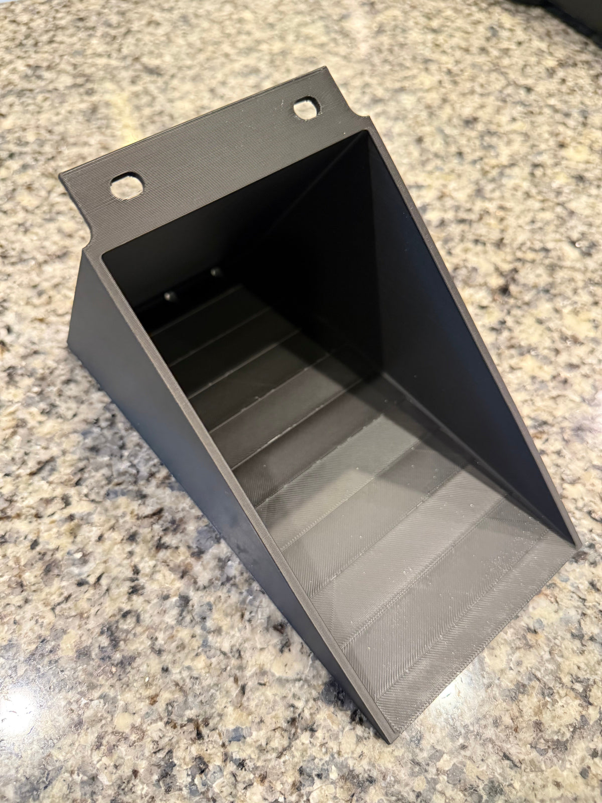 Rtr underseat storage